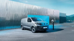 Peugeot Expert L2 PLUS 2.2 HDi 150
